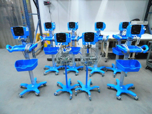 FPR GE V100 DINAMAP CARESCAPE PATIENT MONIOTOR WITH STAND M7438 For Sale