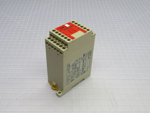 NOB OMRON G9SA-501 COMPACT SAFETY RELAY UNIT T268071 FOR SALE