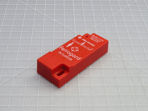 USED ALLEN BRADLEY 440N-A02005 MAGNETIC SAFETY ACTUATOR T268104 FOR SALE