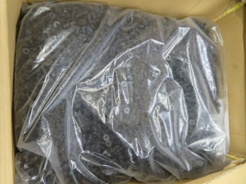 NOB LOT OF 16000 YAZAKI 15405686 607039732 TERMINAL SLEEVE WIRE SEAL 1W 6.3 BLK T268959 FOR SALE