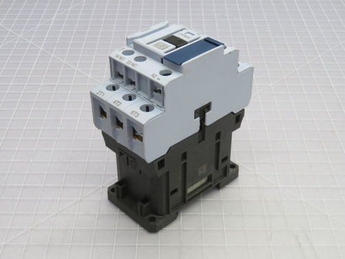 USED LOT OF 2 WEG CWB32 3-POLE IEC MAGNETIC CONTACTOR T268876 FOR SALE