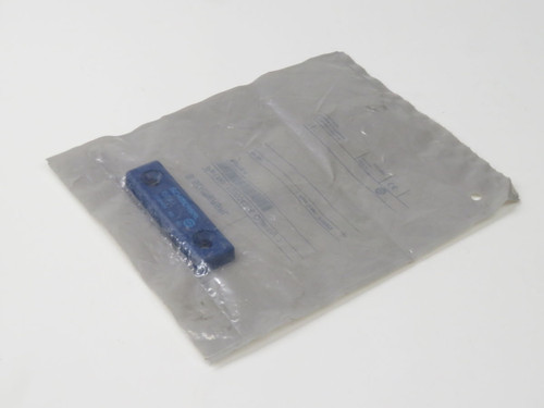NOB LOT OF 5 SCHMERSAL 103004336 RFID-CODED SAFETY ACTUATOR T269516 FOR SALE