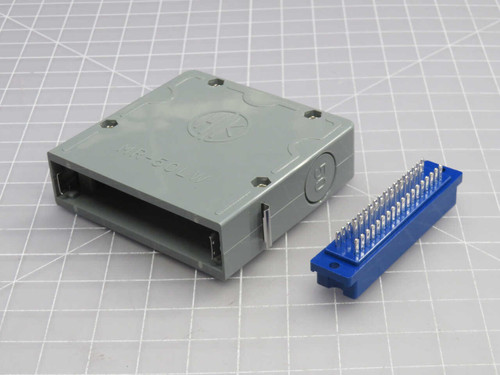 LOT OF 2 FANUC A63L-0001-0134#16 COMMUNICATION CONNECTOR T270191