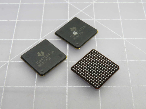 LOT OF 46 TEXAS INSTRUMENTS TSB43DA42A CONTROLLER ICS T270124