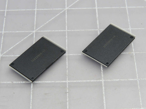 NOB LOT OF 70 SAMSUNG K4T1G1640G IC CHIP FLASH MEMORIES T270184 FOR SALE