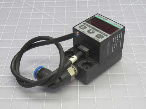 USED LOT OF 3 SUNX DP2-40E DIGITAL VACUUM SENSOR T270606 FOR SALE
