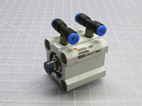USED LOT OF 4 SMC CQ2B20-20D COMPACT AIR CYLINDER T270656 FOR SALE