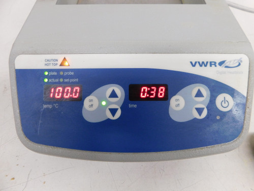USED VWR 12621-104 ANALOG BLOCK HEATER W/1 BLOCKS M7813 FOR SALE