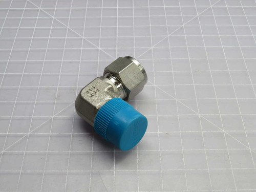 NOB LOT OF 9 SWAGELOK SS-810-2-8 TUBE FITTINGS MALE ELBOW T271034 FOR SALE
