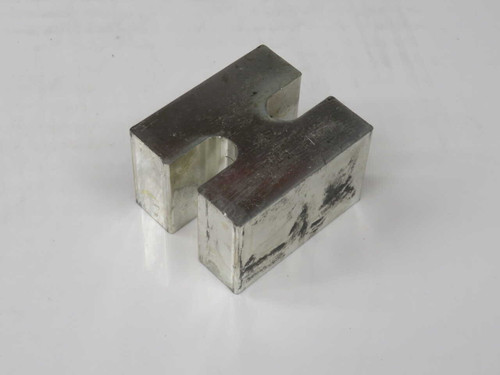 NOB LOT OF 30 1428B41H03 INDUSTRIAL CLAMPING JAWS T271402 FOR SALE