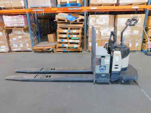 USED CROWN PE4500-60 ELECTRIC RIDER PALLET JACK 6000 LB, 24V FOR SALE