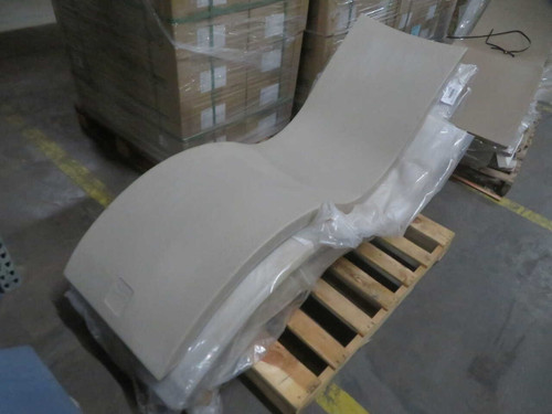 LEDGE LOUNGER POOL LOUGE CHAIR GREY