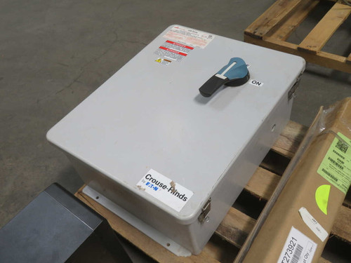 NOB COOPER CROUSE-HINDS CCBF16 F15 DS250 1000V BV PV PV COMBINER BOX, 16-STRING FUSED, 1000VDC, NEMA 4X, UL1741 FOR SALE