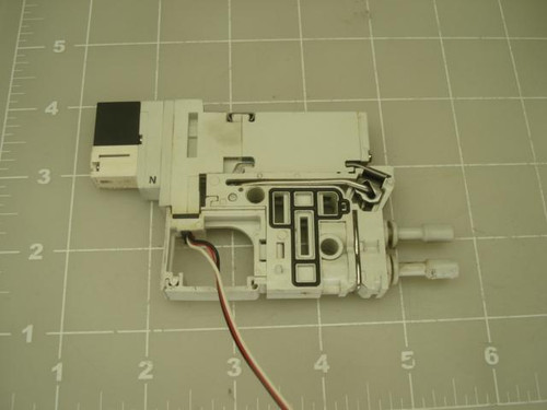 SMC VQ1100N-5B SMC PLUG-IN SOLENOID VALVE 0.1 ~ 0.7MPA T13456