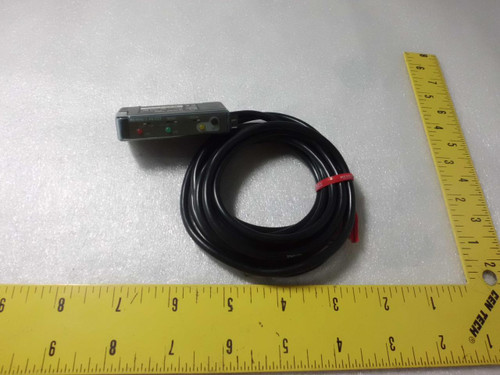 KEYENCE FS-T22 PHOTOELECTRIC FIBER OPTIC AMPLIFIER T13546