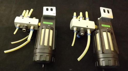 LOT OF (2) 0 821 303 053 PNEUMATIC FILTERS T21004