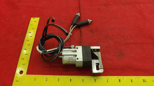 SMC MHQJ2-16D PNEUMATIC PARALLEL AIR GRIPPER T21623