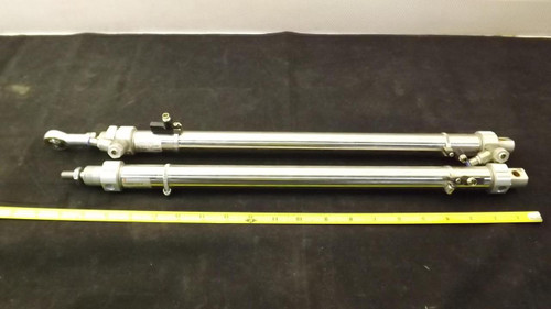 LOT OF 2 SMC CD85N25-370C-B PNEUMATIC CYLINDERS T22033