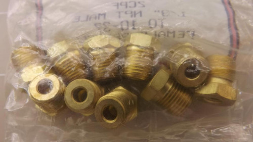 BAG OF 10 CLIPPARD 2CPF 1/8" NPT MALE TO 10-32 FEMALE REDUCER T22902