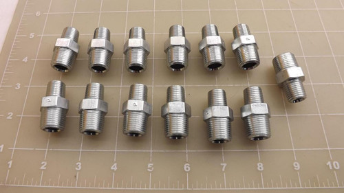 LOT OF 13 PARKER  3/8X1/4FFS NIPPLE PIPE T23035