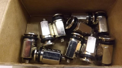 LOT OF 10 PARKER X68ML-4-0 1/4 MICROLOCK MALE FITTING CONNECTORS T23642