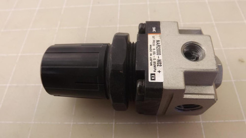 SMC NAR2000-N02 PNEUMATIC AIR REGULATOR T27116
