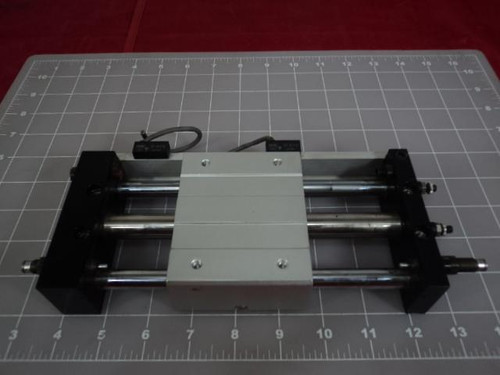 SMC CY1L15H-100B COUPLED RODLESS CYLINDER T11521