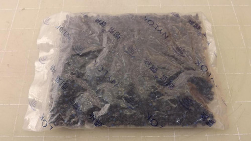 LOT OF 2000 NYLOK 86.00D52.630 0095XXGLAAAX120310120313 PHILLIP SCREWS T28687