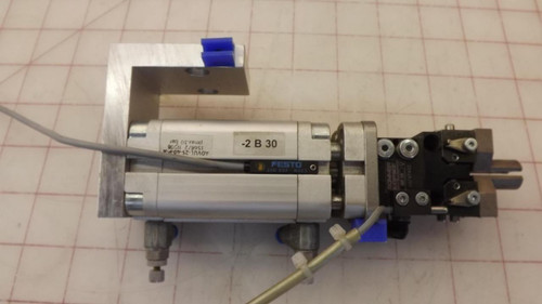 FESTO ADVUL-25-40-P-A PNEUMATIC CYLINDER T31915