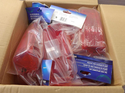 LOT OF 12 WESBAR 003372 TAIL LIGHT REPLACEMENT LENS T33055