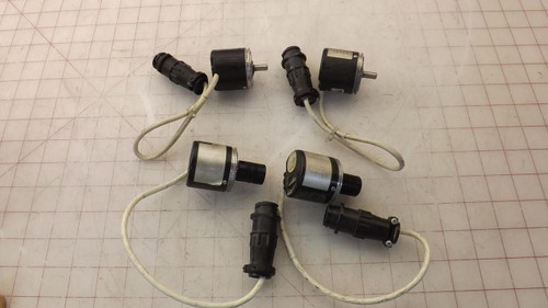 LOT OF 4 DYNAMICS RESEARCH 17550-1 ENCODER  T34284