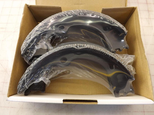 LOT OF 4 BOSCH FB0962 BOS PB12 FF BREAK PADS T35598