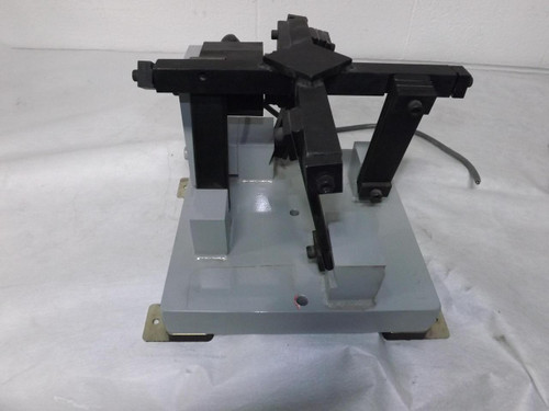 12 CC VIBRATORY BOWL FEEDER BASE T39374