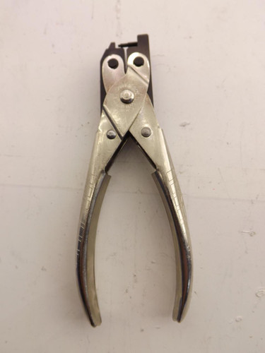 AMP 91117-2-00030003 CLINCHING RIVET TOOL T40490