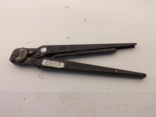 AMP 90340-1-E 22-26 TYPE-F CRIMPING TOOL T40553