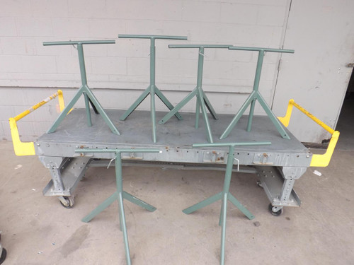 LOT OF 6 INDUSTRIAL STANDS T40975