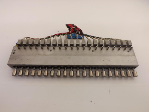 LOT OF 20 SMC SY114A-5L0 CJPB15S-E6182-15 SOLENOID VALVE ASSEMBLY W/ MANIFOLD T41837