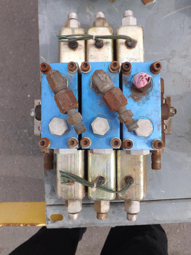 UNITED TECHNOLOGIES AUTOMOTIVE GROUP 56-14JJL-14JJL-24VDC SOLENOID VALVE ASSEMBLY T44958