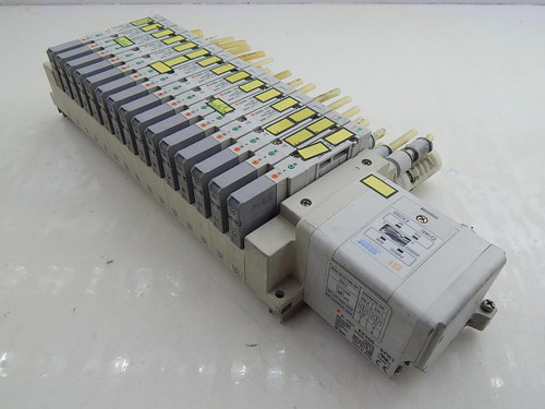 Lot of 15 SMC SV2200-5FU, SS5V2-Q3I027, EX250-SPR1 Solenoid Valves W/ SI Unit T93312 For Sale
