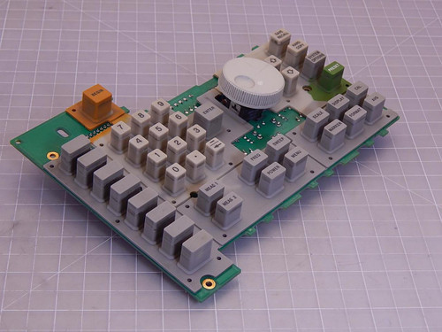 HP Hewlett Packard 08711-60101, B-3203-45 FP Keyboard Board T94602 For Sale