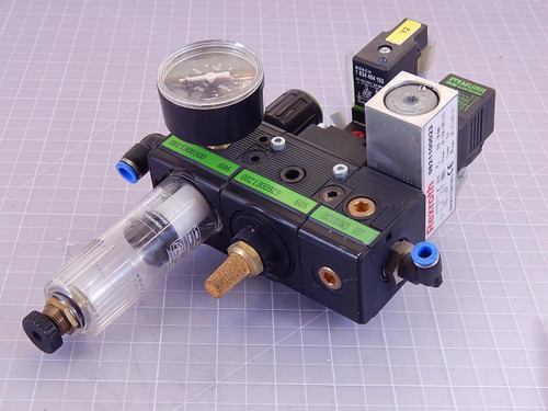 0821300300, 0821300929, 0821300920, 0821100023 Pneumatic Regulator T95271 For Sale