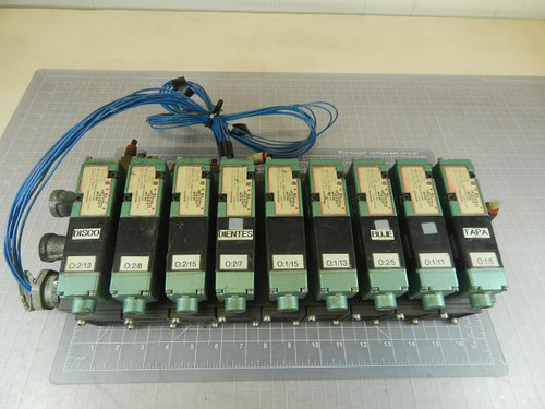 Lot of 9 Numatics 082SA425M, 081SA402M Solenoid Valves w/ Manifold Assembly T98084 For Sale