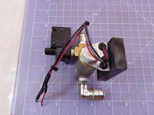 Skinner Valve BP2EV0004, F-5100-30 Proportional Valve w/ Pressure Switch For Sale