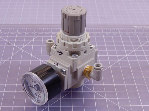 SMC ARP20-F02, G36-2-01 Valve w/ Gauge T98938 For Sale