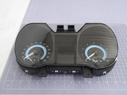 GM GENERAL MOTORS GMX353 A2C30186700 SPEEDOMETER CLUSTER T101465