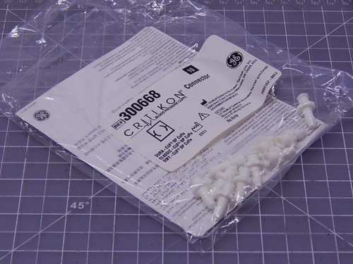 Lot of 140 GE, General Electric, Critikon 300668 Connectors T104288 For Sale