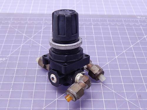 Wilkerson R00-01-L00 Regulator T104582 For Sale