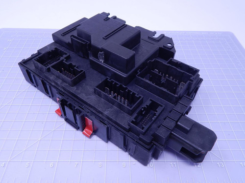 FoMoCo BL8T 14C442 AB Fuse Box T109296 For Sale