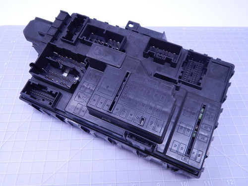 FoMoCo BL1T 14C442 AB Fuse Box T109300 For Sale