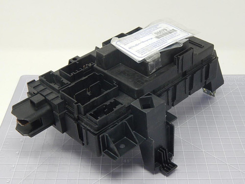 Ford BL1T 14C442 AB Smart Junction Fuse Box T109571 For Sale